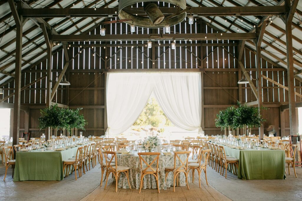 The White Barn wedding barn reception
